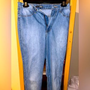 Plain Fashion Nova Blue Jeans.